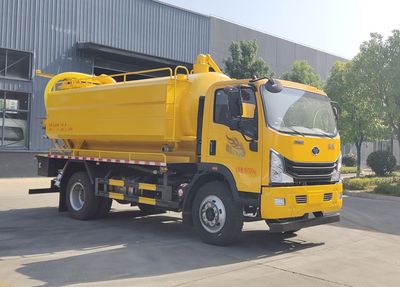 Cheng Li CL5160GQW6BHQCleaning the suction truck