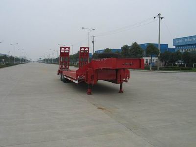 CIMCZJV9353TDPRJLow flatbed semi-trailer