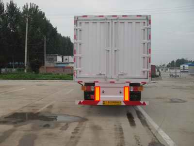 Haotong  LWG9403XXY Box transport semi-trailer