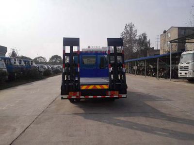 Huatong brand automobiles HCQ5161TPBHF5 Flat transport vehicle