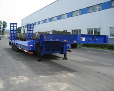 Yanshan  BSQ9401TDP Low flatbed transport semi-trailer