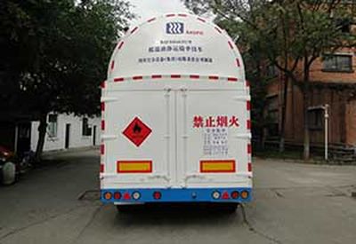 Chuan brand automobile KQF9404GDY Low temperature liquid transport semi-trailer