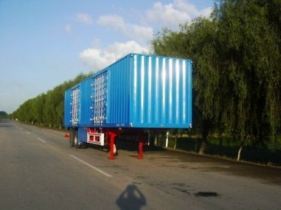 Yinbao  SYB9320XXY Box transport semi-trailer