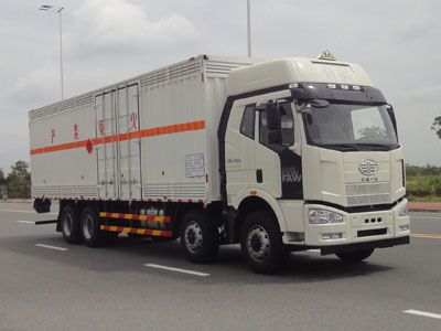 Yongqiang  YQ5310XRYC1 Flammable liquid box transport vehicle