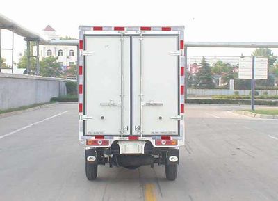 Beijing brand automobiles BJ2305WX1 Box type low-speed truck