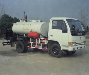 TitanCZL5043GLSAsphalt distributor truck