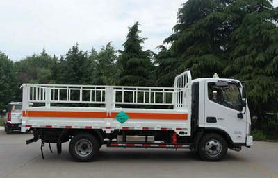 Chunxing  ZZT5042TQP5 Gas cylinder transport vehicle