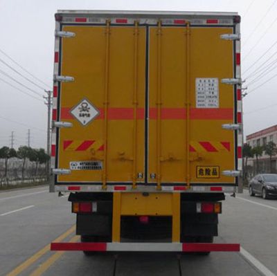 Huatong brand automobiles HCQ5180XDQLZ5 Toxic gas box transport vehicle