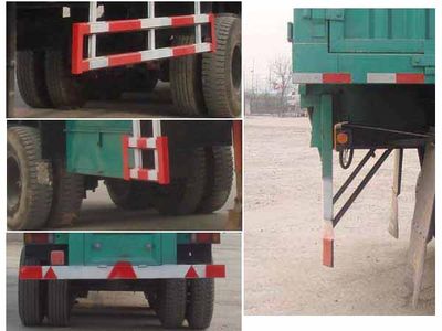 Xiangli  XLZ9271XXY Box transport semi-trailer