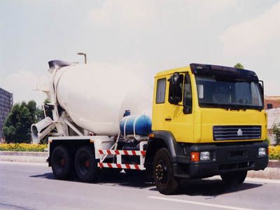 Lu Zhi You  ZHF5231GJB Concrete mixing transport vehicle