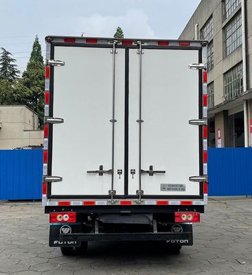 Shuntai brand automobiles BTQ5040XLCBJ3 Refrigerated truck