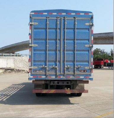 Jiefang Automobile CA5181CCYPK2E5A80 Grate type transport vehicle