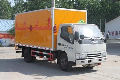 Cheng Liwei  CLW5060XQYJ4 Explosive equipment transport vehicle