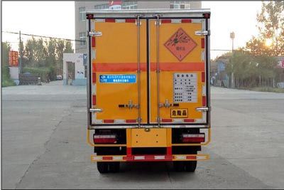 Cheng Liwei  CLW5071XQY5 Explosive equipment transport vehicle