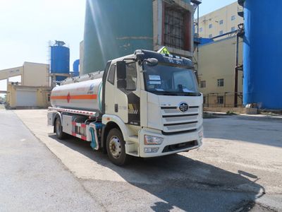 Luping Machinery LPC5181GJYC6 Refueling truck