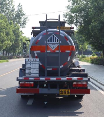 Zhongqi Liwei brand automobiles HLW5121GZWEQ6 Miscellaneous dangerous goods tank transport vehicle