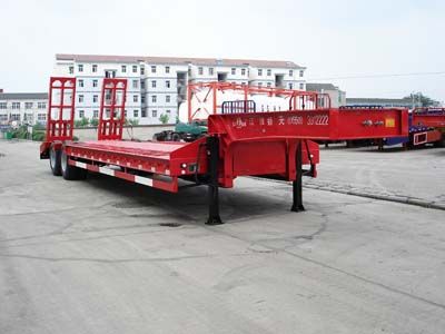 Jianghuai Yangtian CXQ9311TDPLow flatbed semi-trailer