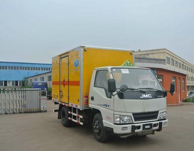 Chunxing  ZZT5044XRQ5 Flammable gas box transport vehicle