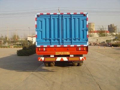 Chuanteng  HBS9280XXY Box transport semi-trailer