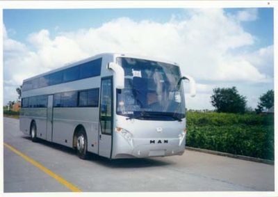 Yanjing  YJ6120HW1 Sleeper coach