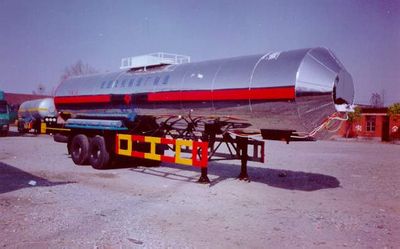 Hongtu  HT9370GHY Chemical liquid transportation semi-trailer