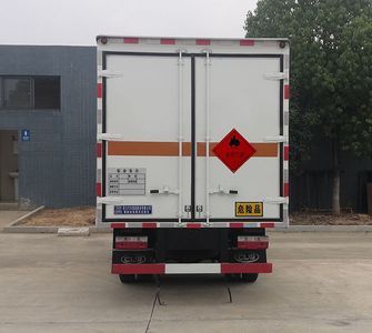 Cheng Li  CL5040XRQ6BXW Flammable gas box transport vehicle