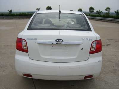 Kia  YQZ7140C4 Sedan