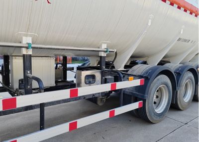 Chart  CTZ9371GDY Low temperature liquid transport semi-trailer