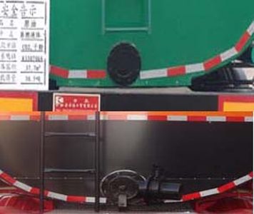 Huachang brand automobiles QDJ9404GRYA Flammable liquid tank transport semi-trailer