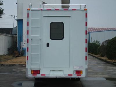 Zhongchi Wei brand automobiles CEV5050XZH Medium sized emergency communication command vehicle