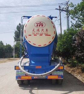 Hualiang Tianhong  LJN9407GFL Medium density powder material transportation semi-trailer