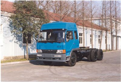 Jiefang AutomobileCA4153P11K2T1A80Flat headed diesel tractor