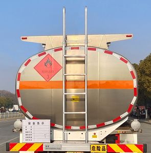 Chusheng  CSC5322GYYLD6A Aluminum alloy oil tanker