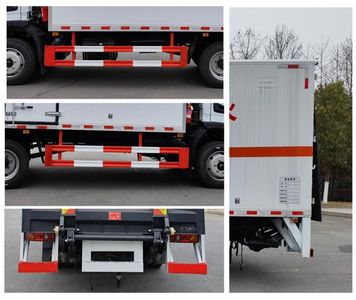 Chufei  CLQ5120XRQ6E Flammable gas box transport vehicle