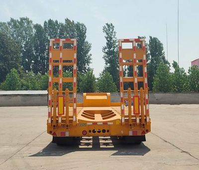 Huaxing Jiangshan brand automobiles SMW9400TDP Low flatbed semi-trailer