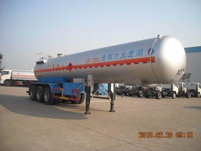 Dali DLQ9403GHY4Chemical liquid transportation semi-trailer