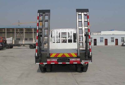 Dongfeng  EQ5168TPBD Flat transport vehicle