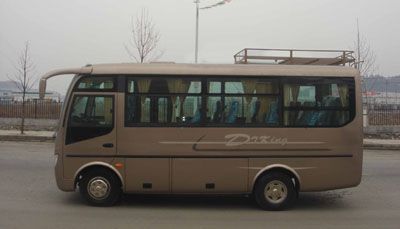 Dongfeng  EQ6608LTN coach