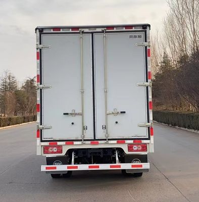 Foton  BJ5048XLC8JEAAB2 Refrigerated truck