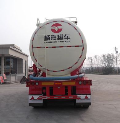 Yangjia  LHL9408GFLA Low density powder material transportation semi-trailer