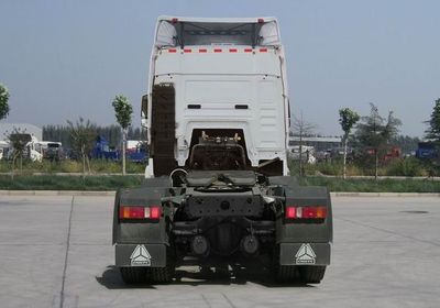 Haowo  ZZ4257M25CGD1 Tractor