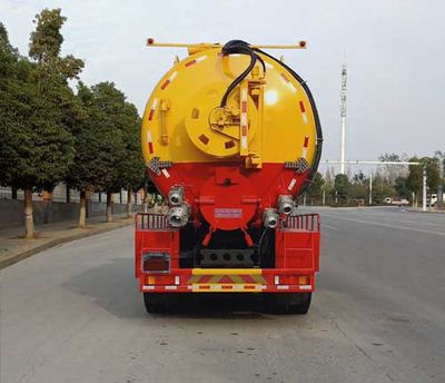 Wanglongwei  WLW5311GQWD Cleaning the suction truck