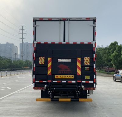 Chufei  CLQ5181XLC6BJ Refrigerated truck