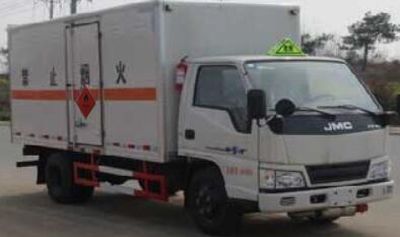 Duo Shi Xing  JHW5040XRYJX Flammable liquid box transport vehicle