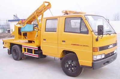 Xinchen Automobile NJJ5040TQX Highway anti-collision guardrail repair vehicle