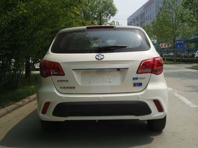 Beijing brand automobiles BJ7000B3D5GBEV Pure electric sedan