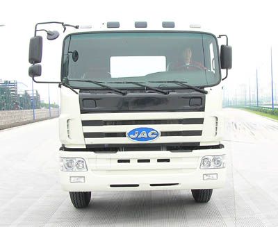 Jianghuai brand automobiles HFC5312CCYK4R1 Grate type transport vehicle