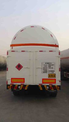 46  WHC9400GDY1 Low temperature liquid transport semi-trailer