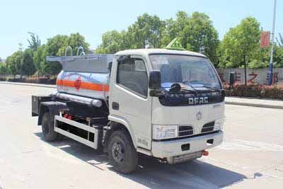 Chufei  CLQ5040GRY6E Flammable liquid tank transport vehicle