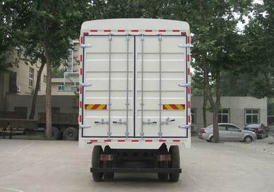 Haoluo  ZZ5167CCYG5215C1 Grate type transport vehicle